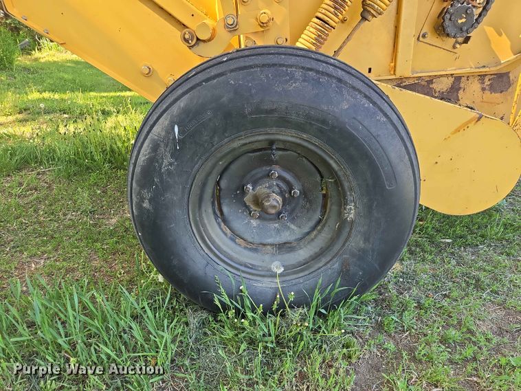 image for item DP8927 1988 Vermeer 504I round baler