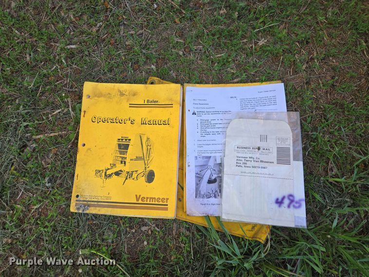 image for item DP8927 1988 Vermeer 504I round baler