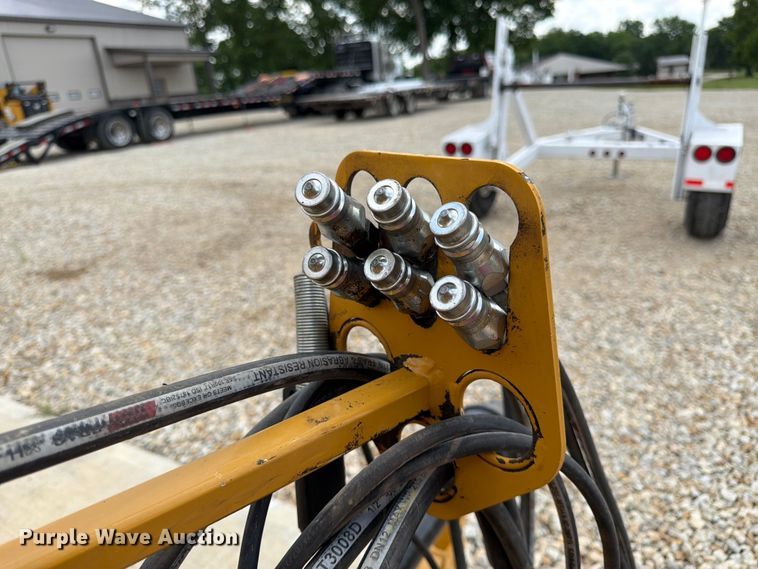 image for item DQ7767 2018 Vermeer BPX9000 bale processor