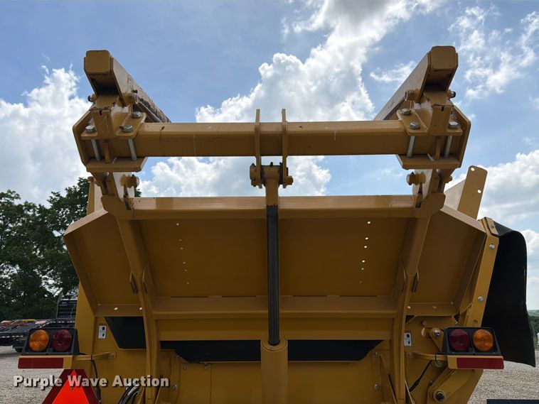 image for item DQ7767 2018 Vermeer BPX9000 bale processor