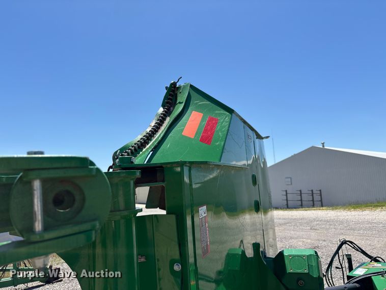 image for item DV4325 2023 John Deere FC20M batwing rotary mower