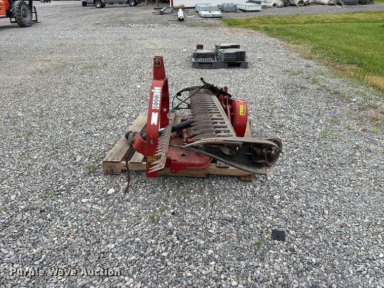 image for item DV4366 Case IH 1300 sickle mower