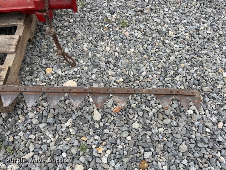image for item DV4366 Case IH 1300 sickle mower