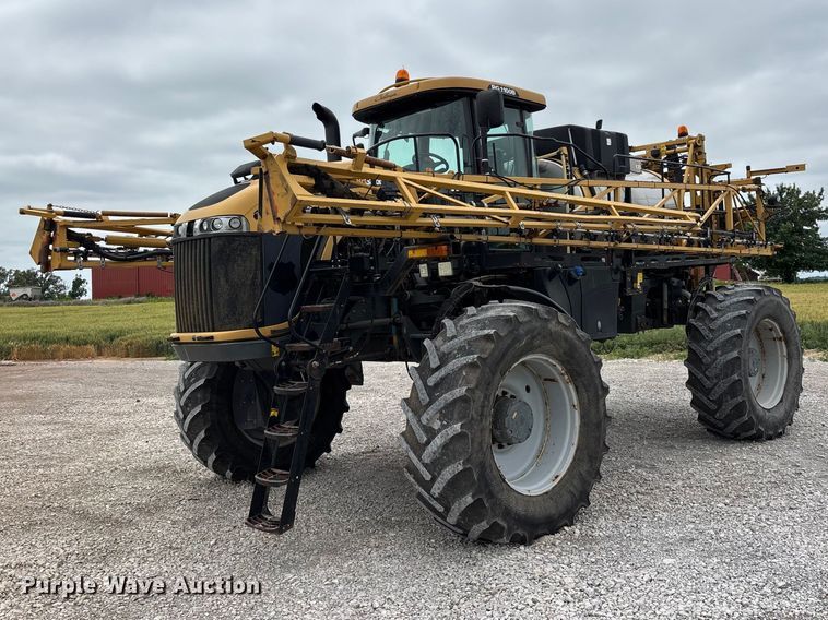 image for item DV4372 Rogator RG 1100B sprayer