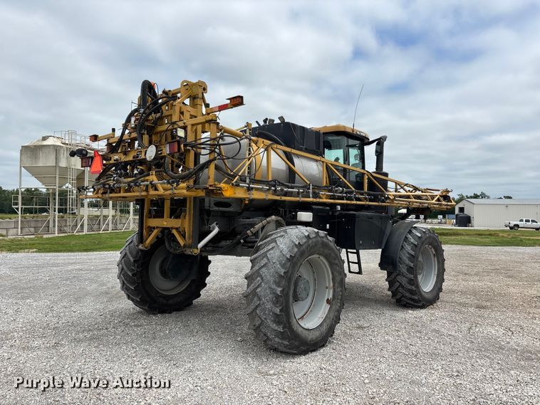 image for item DV4372 Rogator RG 1100B sprayer