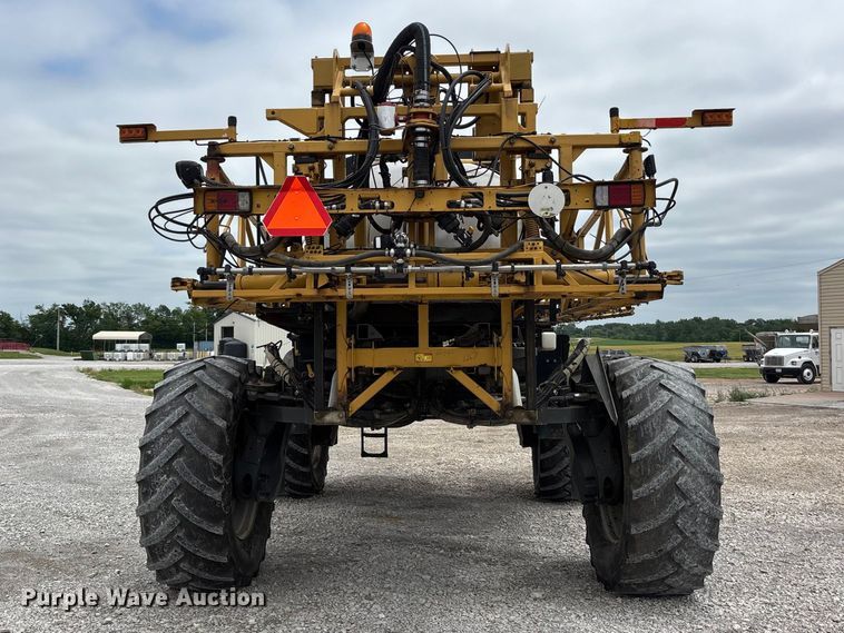 image for item DV4372 Rogator RG 1100B sprayer