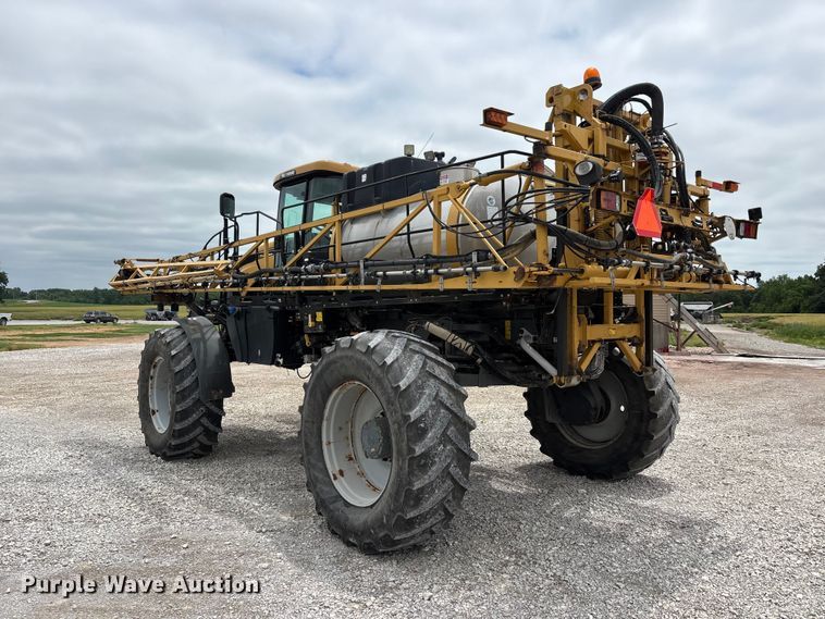 image for item DV4372 Rogator RG 1100B sprayer