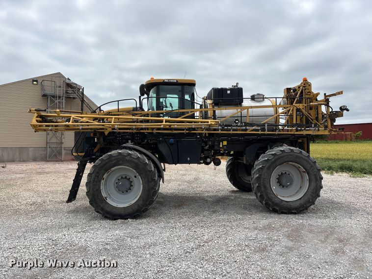 image for item DV4372 Rogator RG 1100B sprayer