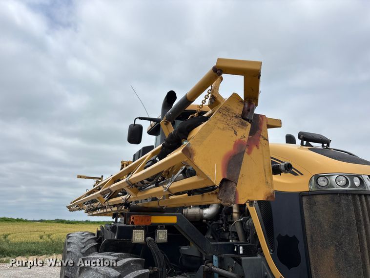 image for item DV4372 Rogator RG 1100B sprayer