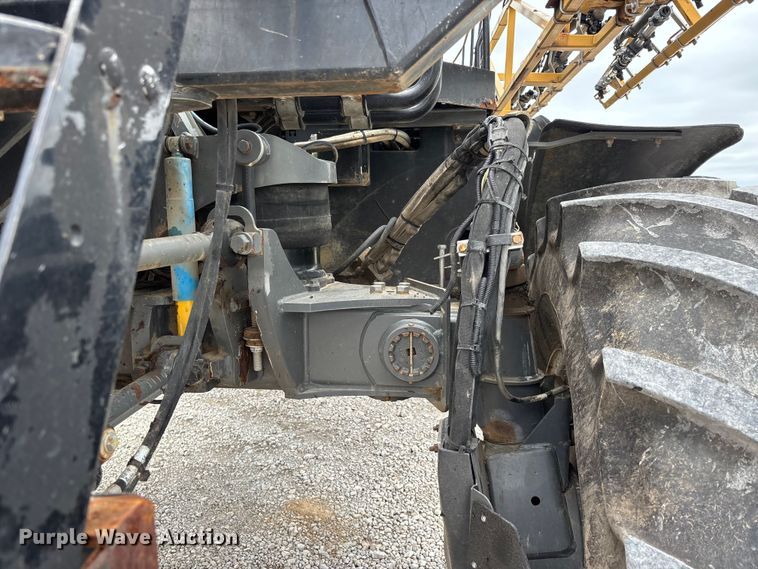 image for item DV4372 Rogator RG 1100B sprayer