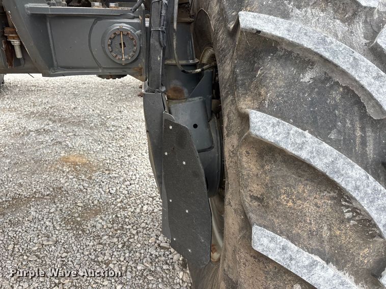 image for item DV4372 Rogator RG 1100B sprayer