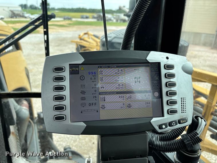 image for item DV4372 Rogator RG 1100B sprayer