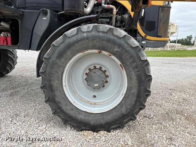 image for item DV4372 Rogator RG 1100B sprayer