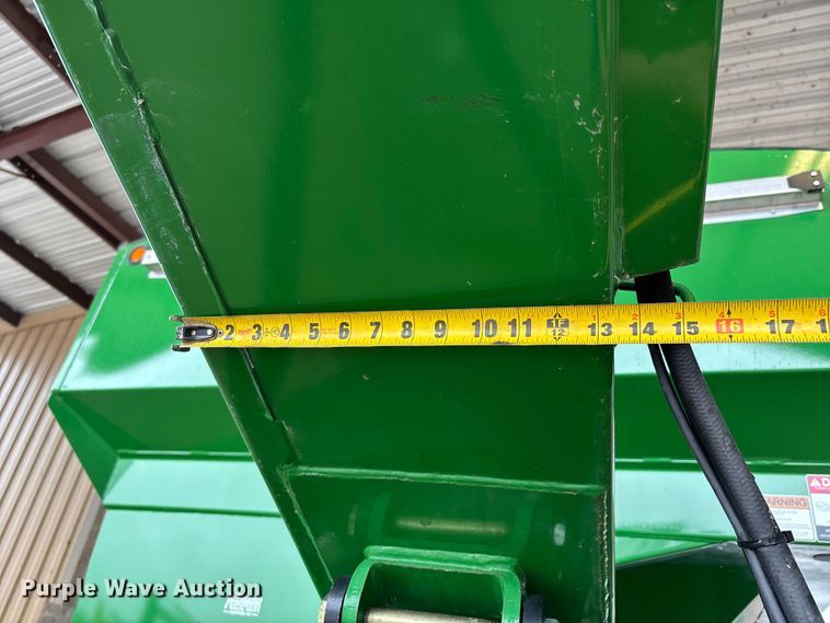 image for item DV4375 2012 J&M Mfg. SpeedTender 375ST seed tender