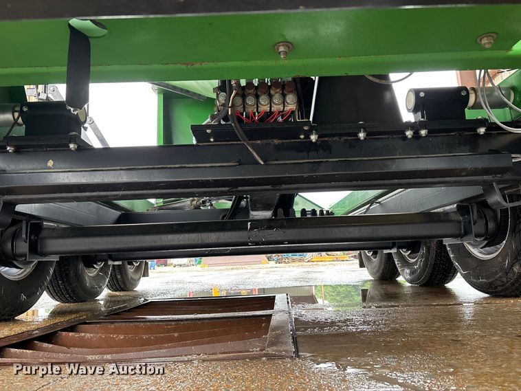 image for item DV4375 2012 J&M Mfg. SpeedTender 375ST seed tender