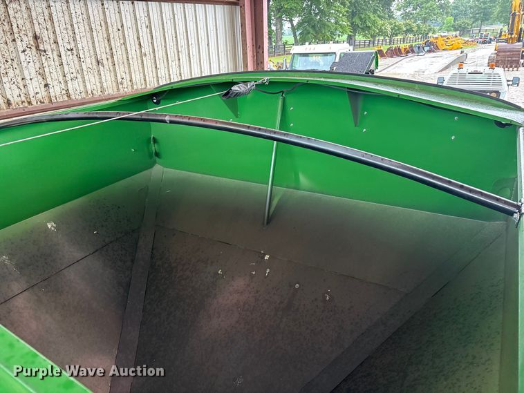 image for item DV4375 2012 J&M Mfg. SpeedTender 375ST seed tender