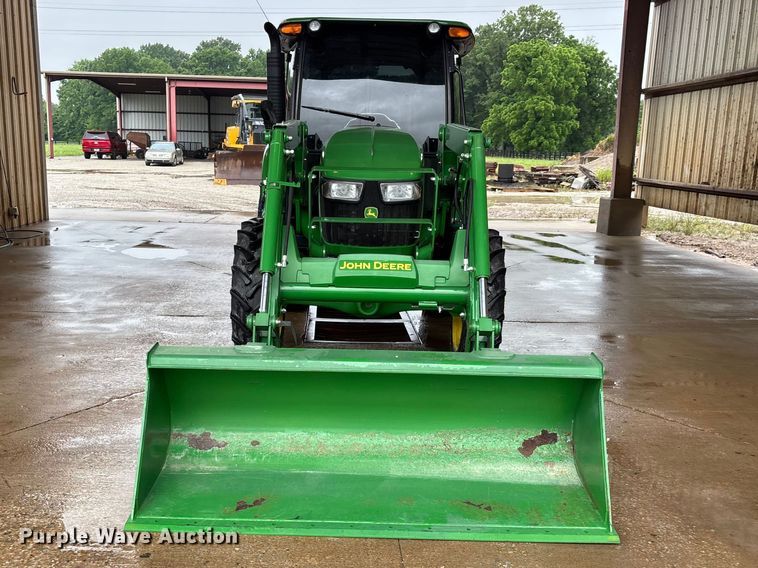 image for item DV4376 2021 John Deere 5075E MFWD tractor