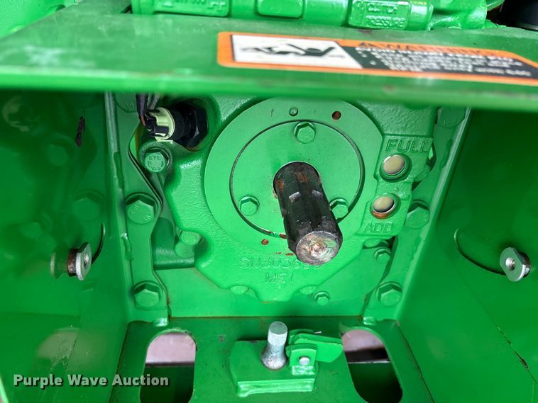 image for item DV4376 2021 John Deere 5075E MFWD tractor