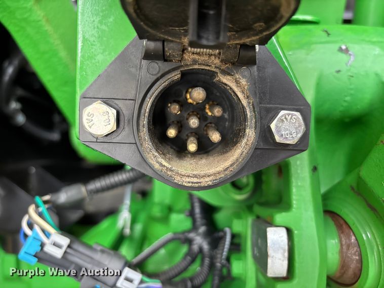 image for item DV4376 2021 John Deere 5075E MFWD tractor