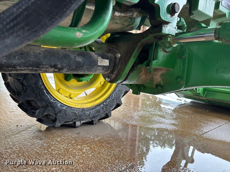 image for item DV4376 2021 John Deere 5075E MFWD tractor