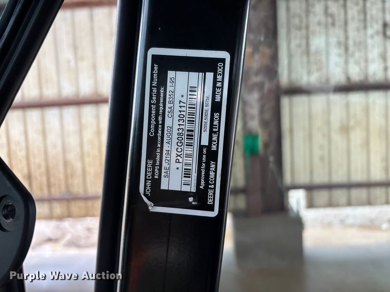 image for item DV4376 2021 John Deere 5075E MFWD tractor