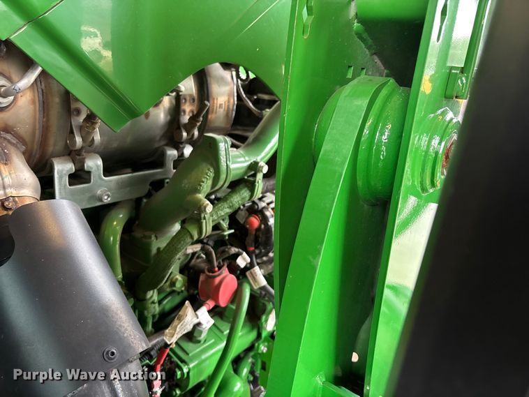 image for item DV4376 2021 John Deere 5075E MFWD tractor