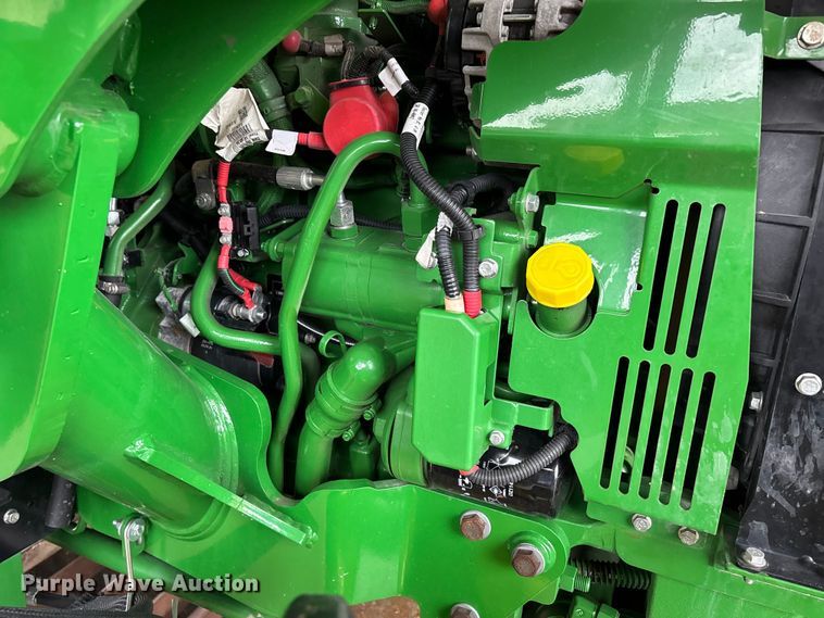 image for item DV4376 2021 John Deere 5075E MFWD tractor