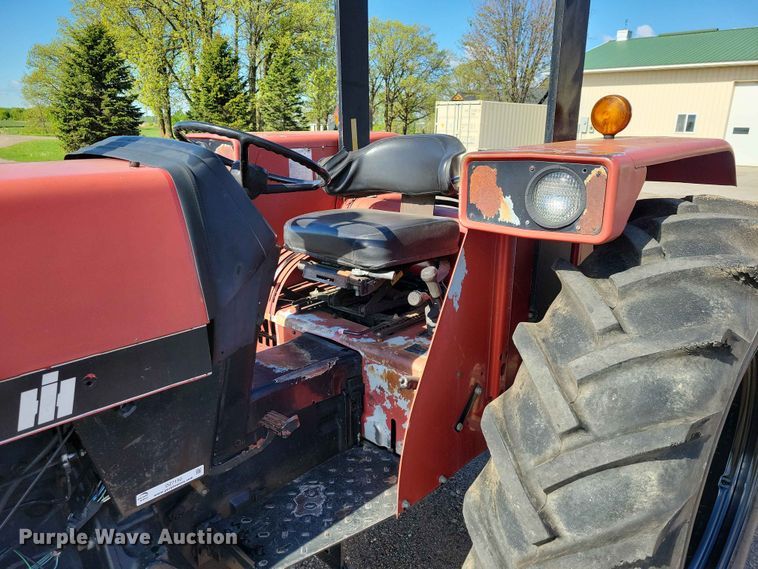 image for item DZ7150 1997 Case 4230 tractor