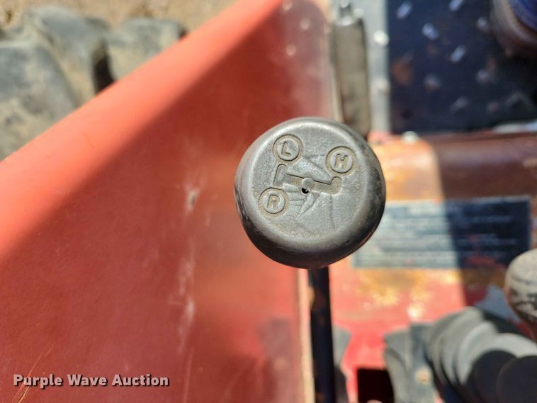 image for item DZ7150 1997 Case 4230 tractor