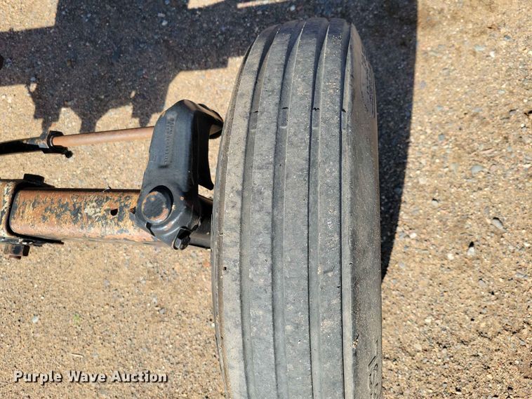 image for item DZ7150 1997 Case 4230 tractor