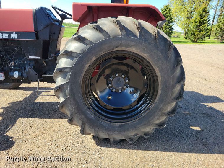 image for item DZ7150 1997 Case 4230 tractor