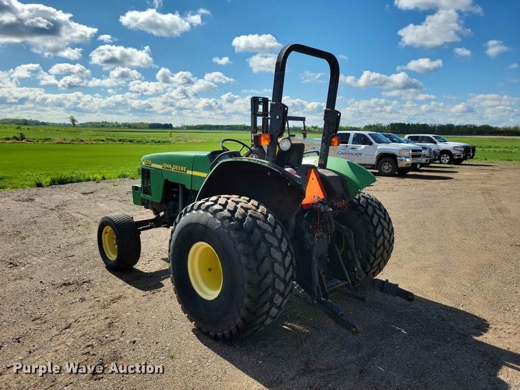 image for item DZ7151 2001 John Deere  5210 tractor