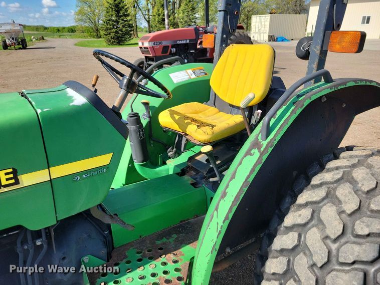 image for item DZ7151 2001 John Deere  5210 tractor