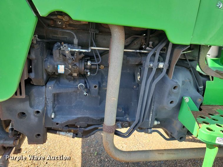 image for item DZ7151 2001 John Deere  5210 tractor