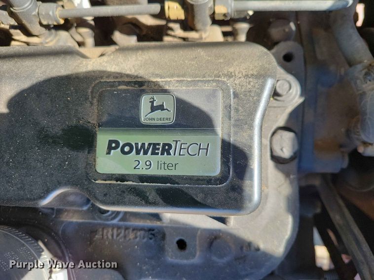 image for item DZ7151 2001 John Deere  5210 tractor