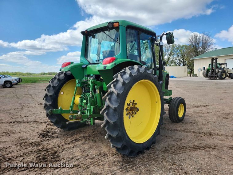 image for item DZ7153 2002 John Deere 6420 tractor