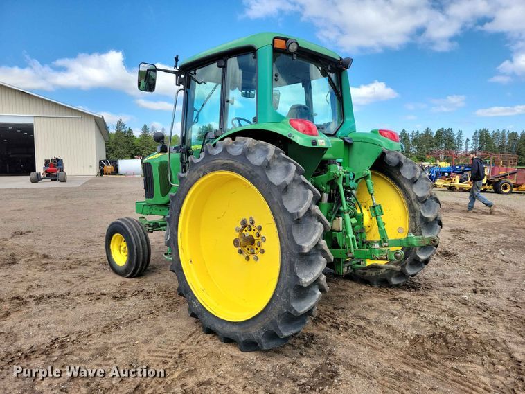 image for item DZ7153 2002 John Deere 6420 tractor