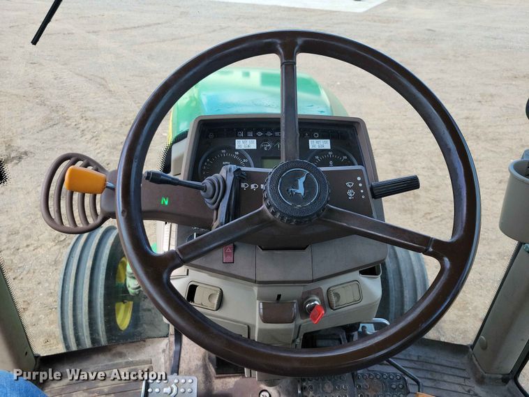 image for item DZ7153 2002 John Deere 6420 tractor