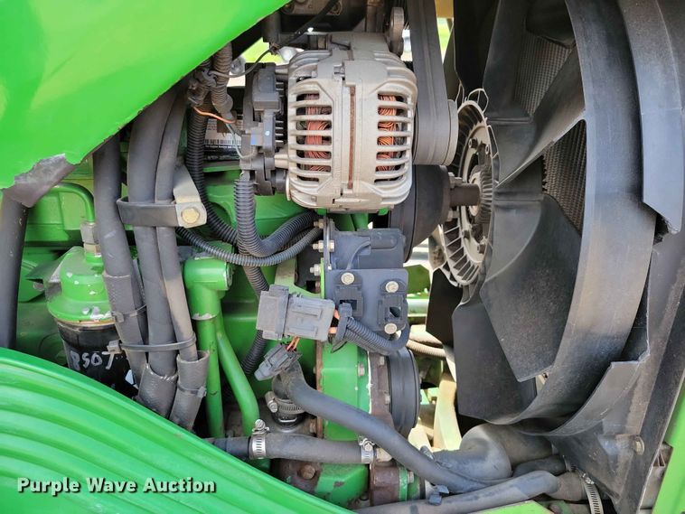 image for item DZ7153 2002 John Deere 6420 tractor