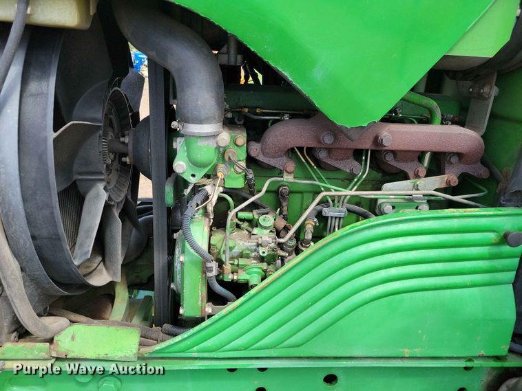 image for item DZ7153 2002 John Deere 6420 tractor