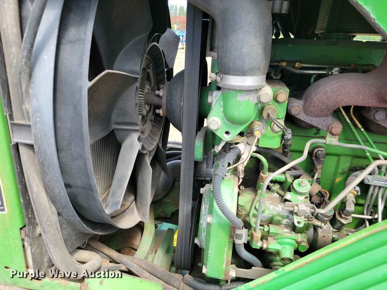 image for item DZ7153 2002 John Deere 6420 tractor