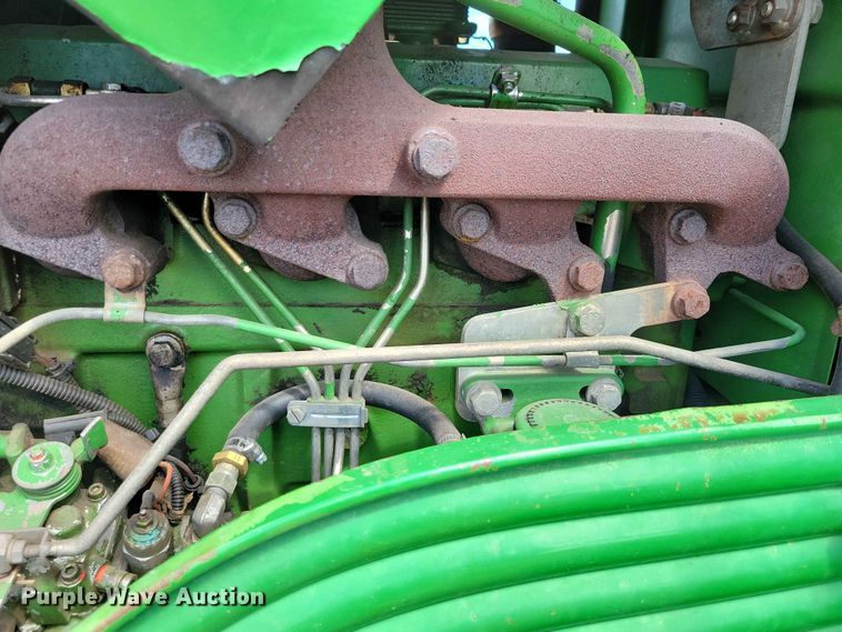 image for item DZ7153 2002 John Deere 6420 tractor