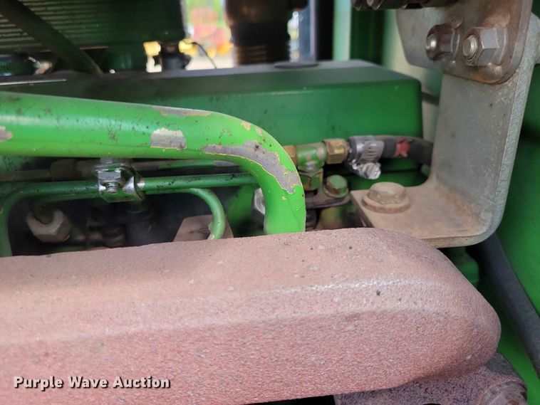 image for item DZ7153 2002 John Deere 6420 tractor