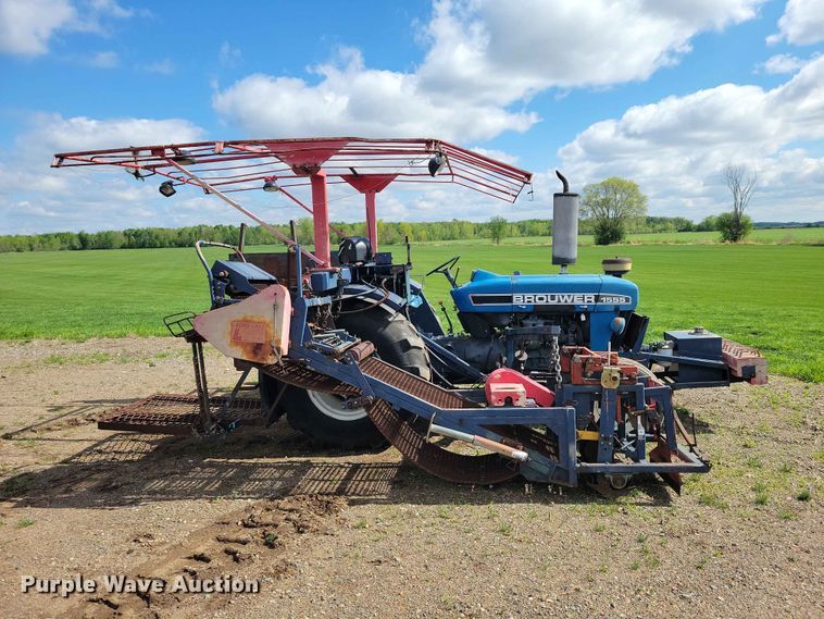 image for item DZ7155 Brouwer 1555 tractor