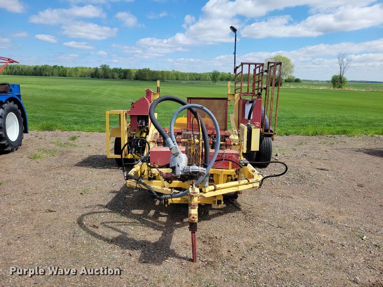 image for item DZ7157 Bucyrus Magnum 48 sod roll harvester