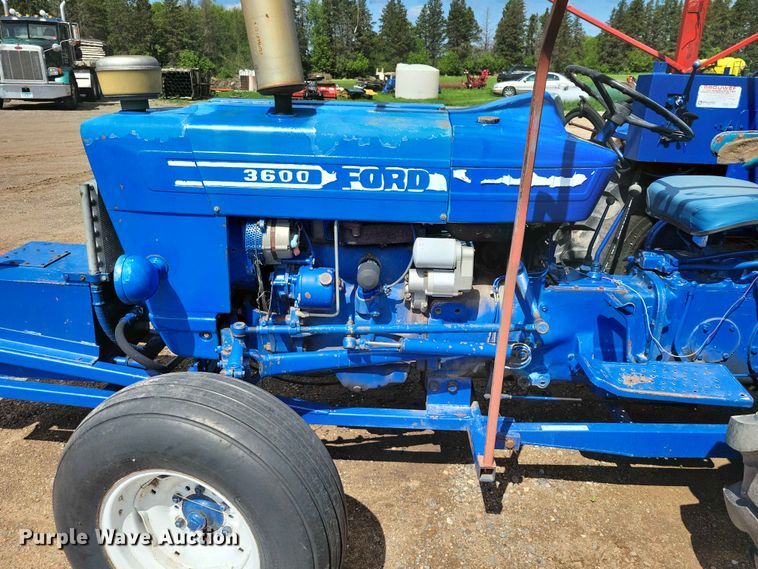 image for item DZ7158 1977 Ford 3600 tractor with Brouwer A3A sod harvester sod harvestor