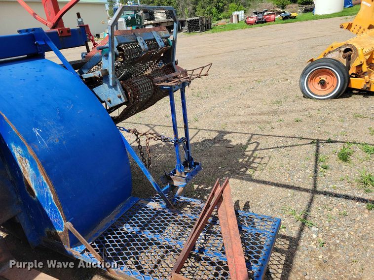 image for item DZ7158 1977 Ford 3600 tractor with Brouwer A3A sod harvester sod harvestor
