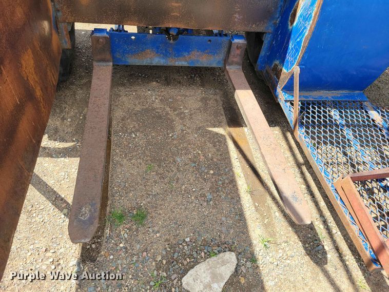 image for item DZ7158 1977 Ford 3600 tractor with Brouwer A3A sod harvester sod harvestor