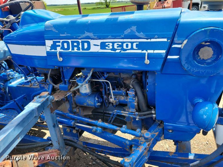 image for item DZ7158 1977 Ford 3600 tractor with Brouwer A3A sod harvester sod harvestor