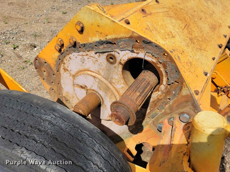 image for item DZ7159 Howard M130 tiller